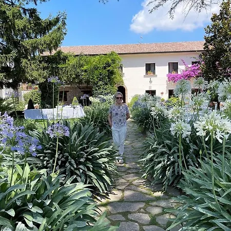 Il Casale Di Luxury Bed & Breakfast 4*